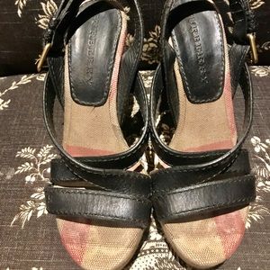 BURBERRY Warlow Wedge Sandal Size 6.5